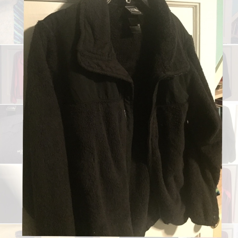 The North Face- Girls solid fleece jacket